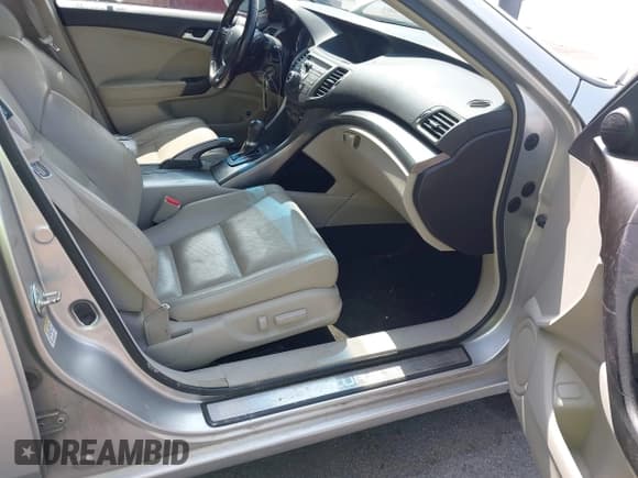 ✅ 2012 Acura TSX Technology • VIN: JH4CU2F66CC010753 • Lot: 42445466. Listed on IAAI with 166,019 mi. Free auction sales archive from the USA and detailed vehicle history report at DreamBid. Image 5.