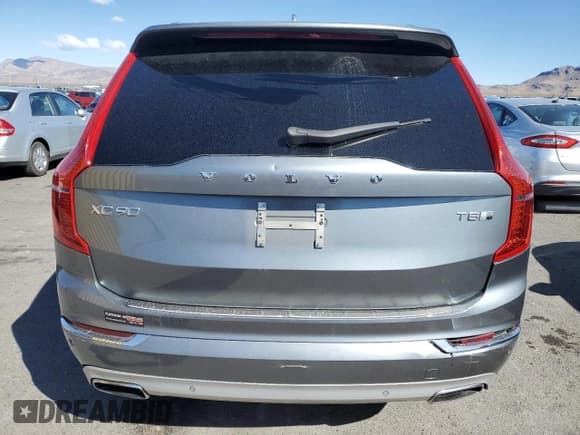 ✅ 2017 Volvo XC90 Inscription • VIN: YV4BC0PL7H1183223 • Lot: 51865325. Listed on Copart with 109,096 mi. Free auction sales archive from the USA and detailed vehicle history report at DreamBid. Image 6.