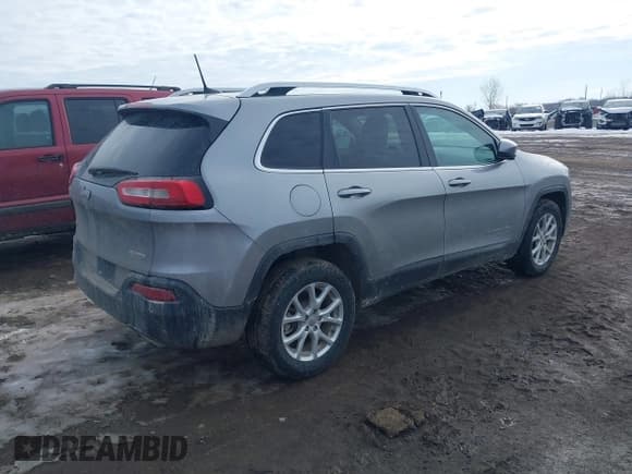 ✅ 2016 Jeep Cherokee Latitude • VIN: 1C4PJMCS5GW236487 • Лот: 41618915. Опубликован ранее на IAAI с пробегом 77 497 миль. Бесплатный доступ к архиву аукционных продаж из США и подробный отчёт об истории автомобиля на DreamBid. Изображение 4.