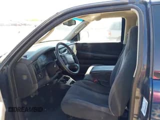 ✅ 2001 Dodge Dakota Sport • VIN: 1B7GG22N21S276507 • Lot: 42072844. Wystawiony na IAAI z przebiegiem 225 874 mil. Bezpłatny archiwum sprzedaży aukcyjnych z USA i szczegółowy raport historii pojazdu na DreamBid. Zdjęcie 5.