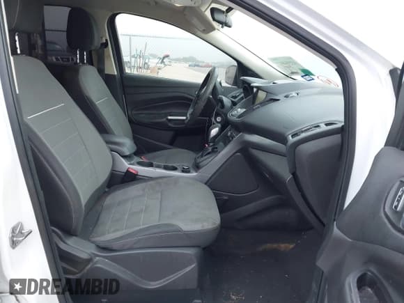 ✅ 2015 Ford Escape SE • VIN: 1FMCU0GX2FUC34335 • Lot: 43554941. Listed on IAAI with 226,483 mi. Free auction sales archive from the USA and detailed vehicle history report at DreamBid. Image 5.