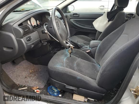 ✅ 2005 Dodge Stratus SXT • VIN: 1B3EL46X85N544556 • Lot: 91322065. Wystawiony na Copart z przebiegiem 127 711 mil. Bezpłatny archiwum sprzedaży aukcyjnych z USA i szczegółowy raport historii pojazdu na DreamBid. Zdjęcie 7.