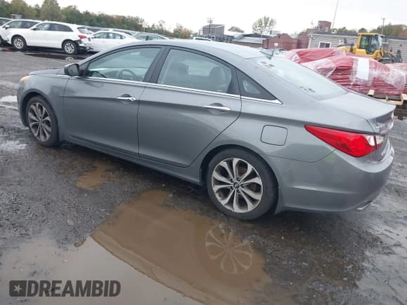 ✅ 2013 Hyundai Sonata SE • VIN: 5NPEC4AB4DH790206 • Лот: 43434230. Опубликован ранее на IAAI с пробегом 79 463 миль. Бесплатный доступ к архиву аукционных продаж из США и подробный отчёт об истории автомобиля на DreamBid. Изображение 3.