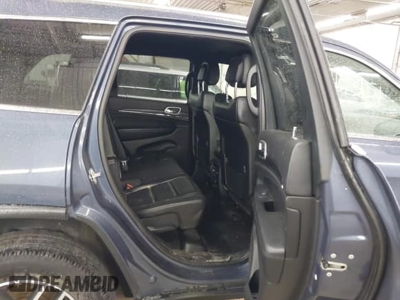 ✅ 2019 Jeep Grand Cherokee Limited • VIN: 1C4RJFBG5KC750755 • Lot: 43493151. Listed on IAAI with 102,660 mi. Free auction sales archive from the USA and detailed vehicle history report at DreamBid. Image 8.