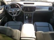 ✅ 2023 Volkswagen Atlas SE • VIN: 1V2WC2CA2PC227019 • Lot: 42537215. Wystawiony na Copart z przebiegiem 20 931 mil. Bezpłatny archiwum sprzedaży aukcyjnych z USA i szczegółowy raport historii pojazdu na DreamBid. Zdjęcie 8.