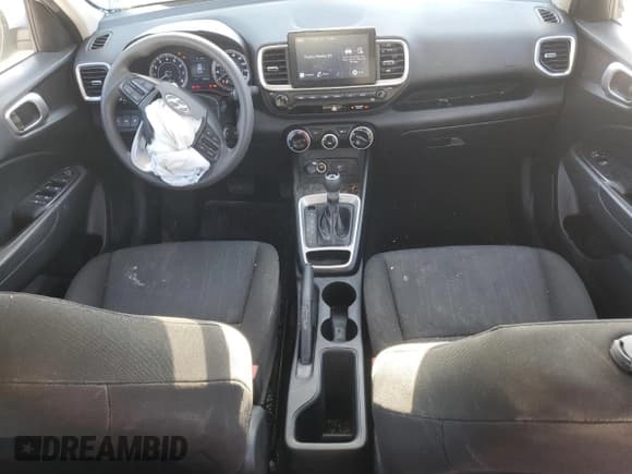 ✅ 2021 Hyundai Venue SE • VIN: KMHRB8A39MU065710 • Lot: 72217124. Listed on Copart with 72,250 mi. Free auction sales archive from the USA and detailed vehicle history report at DreamBid. Image 8.