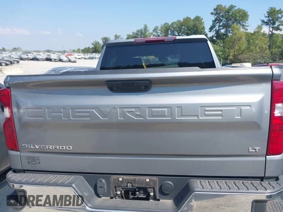 ✅ 2023 Chevrolet Silverado 1500 LT • VIN: 1GCPDDEK3PZ203233 • Lot: 43228951. Listed on IAAI with 68,719 mi. Free auction sales archive from the USA and detailed vehicle history report at DreamBid. Image 16.
