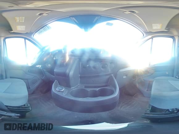 ✅ 2018 Ford Transit • VIN: 1FTYR1CG6JKA51628 • Lot: 81991464. Wystawiony na Copart z przebiegiem 189 409 mil. Bezpłatny archiwum sprzedaży aukcyjnych z USA i szczegółowy raport historii pojazdu na DreamBid. Zdjęcie 14.