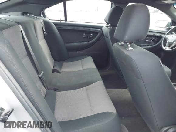 ✅ 2013 Ford Police Interceptor • VIN: 1FAHP2M87DG121413 • Lot: 41248744. Listed on IAAI with 144,196 mi. Free auction sales archive from the USA and detailed vehicle history report at DreamBid. Image 8.