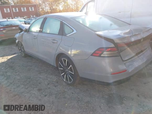 ✅ 2023 Honda Accord Touring • VIN: 1HGCY2F81PA035036 • Lot: 43503792. Listed on IAAI with Not provided. Free auction sales archive from the USA and detailed vehicle history report at DreamBid. Image 4.