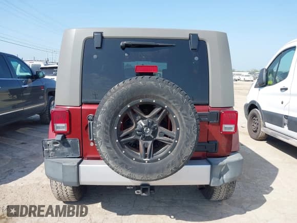 ✅ 2008 Jeep Wrangler Unlimited Sahara • VIN: 1J4GA59168L551896 • Lot: 42173185. Listed on IAAI with 192,394 mi. Free auction sales archive from the USA and detailed vehicle history report at DreamBid. Image 16.