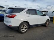 ✅ 2018 Chevrolet Equinox LT • VIN: 2GNAXSEV6J6256059 • Lot: 91813995. Wystawiony na Copart z przebiegiem 96 132 mil. Bezpłatny archiwum sprzedaży aukcyjnych z USA i szczegółowy raport historii pojazdu na DreamBid. Zdjęcie 3.