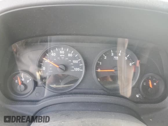 ✅ 2013 Jeep Patriot Sport • VIN: 1C4NJPBAXDD209617 • Лот: 81853345. Опубликован ранее на Copart с пробегом Не указан. Бесплатный доступ к архиву аукционных продаж из США и подробный отчёт об истории автомобиля на DreamBid. Изображение 9.