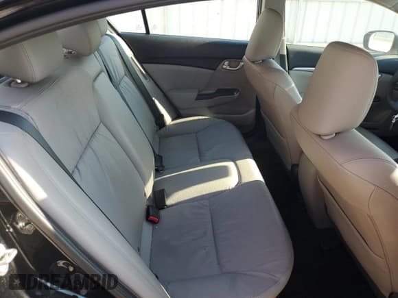 ✅ 2015 Honda Civic • VIN: 19XFB4F32FE001146 • Лот: 54126095. Опубликован ранее на Copart с пробегом 63 419 миль. Бесплатный доступ к архиву аукционных продаж из США и подробный отчёт об истории автомобиля на DreamBid. Изображение 10.