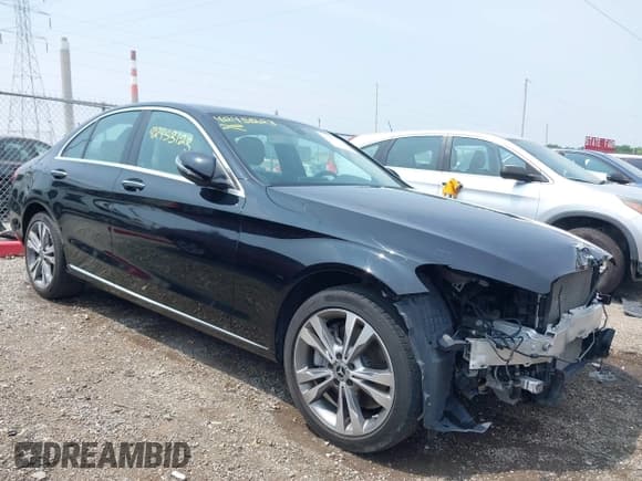 ✅ 2020 Mercedes-Benz C 300 • VIN: WDDWF8EB1LR549066 • Lot: 42453123. Wystawiony na IAAI z przebiegiem 36 472 mil. Bezpłatny archiwum sprzedaży aukcyjnych z USA i szczegółowy raport historii pojazdu na DreamBid. Zdjęcie 6.