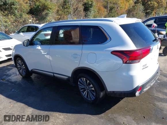 ✅ 2020 Mitsubishi Outlander SE • VIN: JA4AD3A3XLZ019961 • Lot: 43596032. Listed on IAAI with 112,826 mi. Free auction sales archive from the USA and detailed vehicle history report at DreamBid. Image 3.