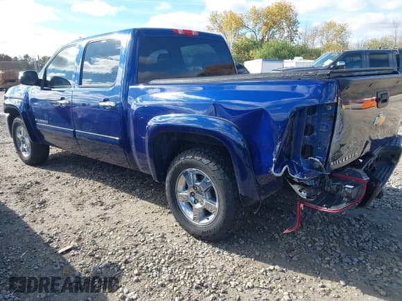 ✅ 2013 Chevrolet Silverado 1500 LT • VIN: 3GCPKSE75DG352132 • Lot: 43538045. Wystawiony na IAAI z przebiegiem 161 029 mil. Bezpłatny archiwum sprzedaży aukcyjnych z USA i szczegółowy raport historii pojazdu na DreamBid. Zdjęcie 3.