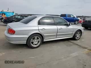 2004 Hyundai Sonata GLS с VIN KMHWF35H74A991685, выставлен на аукционе Copart как лот 48136885 с пробегом 102 484 миль миль и Чистый • Clean title. История ставок и продаж доступна на DreamBid. Изображение 3.