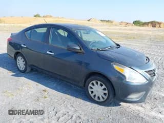 ✅ 2016 Nissan Versa SV • VIN: 3N1CN7AP3GL831401 • Lot: 43229155. Listed on IAAI with 124,077 mi. Free auction sales archive from the USA and detailed vehicle history report at DreamBid. Image 1.