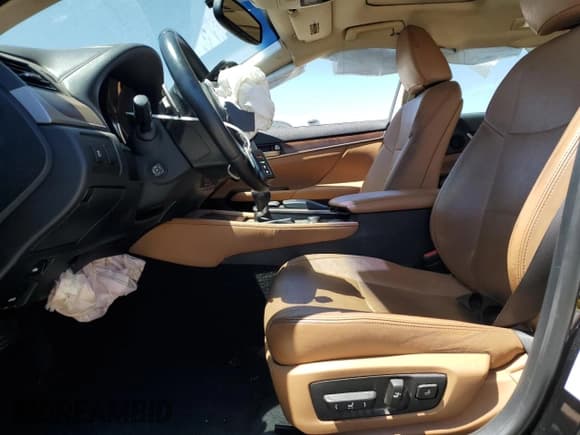 ✅ 2014 Lexus GS 350 • VIN: JTHBE1BLXE5043292 • Lot: 67819645. Listed on Copart with 125,665 mi. Free auction sales archive from the USA and detailed vehicle history report at DreamBid. Image 7.