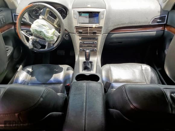 ✅ 2012 Lincoln MKT EcoBoost • VIN: 2LMHJ5AT8CBL54390 • Лот: 64419615. Опубликован ранее на Copart с пробегом 156 899 миль. Бесплатный доступ к архиву аукционных продаж из США и подробный отчёт об истории автомобиля на DreamBid. Изображение 8.