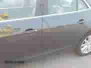 2014 Chevrolet Malibu LT z VIN 1G11E5SL0EF281823, wystawiony jako IAAI lot #42891165 z przebiegiem 138 778 mil mil oraz . Historia ofert i sprzedaży dostępna na DreamBid. Obrazek 6.