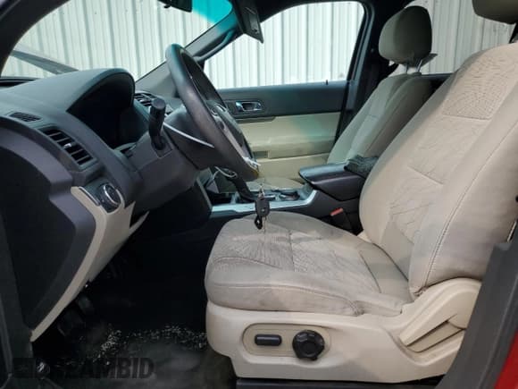 ✅ 2013 Ford Explorer • VIN: 1FM5K8B81DGC56562 • Lot: 79244374. Listed on Copart with 132,164 mi. Free auction sales archive from the USA and detailed vehicle history report at DreamBid. Image 7.