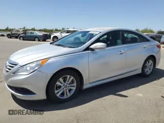 ✅ 2014 Hyundai Sonata GLS • VIN: 5NPEB4AC4EH919610 • Lot: 68584454. Listed on Copart with 121,053 mi. Free auction sales archive from the USA and detailed vehicle history report at DreamBid. Image 1.