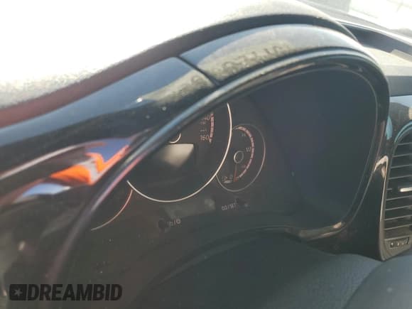 ✅ 2015 Volkswagen Beetle Fleet Edition • VIN: 3VWF17AT9FM607123 • Lot: 57723635. Listed on Copart with Not provided. Free auction sales archive from the USA and detailed vehicle history report at DreamBid. Image 9.