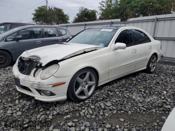 ✅ 2009 Mercedes-Benz E 350 Luxury • VIN: WDBUF56X29B390634 • Лот: 83810135. Опубликован ранее на Copart с пробегом 160 634 миль. Бесплатный доступ к архиву аукционных продаж из США и подробный отчёт об истории автомобиля на DreamBid. Изображение 1.