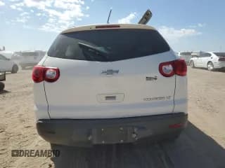 ✅ 2010 Chevrolet Traverse LS • VIN: 1GNLREED0AJ244262 • Lot: 72077854. Wystawiony na Copart z przebiegiem 128 303 mil. Bezpłatny archiwum sprzedaży aukcyjnych z USA i szczegółowy raport historii pojazdu na DreamBid. Zdjęcie 6.