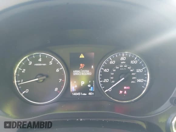 ✅ 2018 Mitsubishi Outlander SE • VIN: JA4AD3A32JZ048996 • Lot: 43626835. Listed on IAAI with 140,451 mi. Free auction sales archive from the USA and detailed vehicle history report at DreamBid. Image 7.