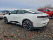 ✅ 2025 Toyota Crown Platinum • VIN: JTDAFAAF3S3012785 • Lot: 96342625. Wystawiony na Copart z przebiegiem 1 059 mil. Bezpłatny archiwum sprzedaży aukcyjnych z USA i szczegółowy raport historii pojazdu na DreamBid. Zdjęcie 2.