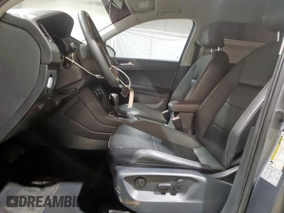 ✅ 2021 Volkswagen Tiguan SE • VIN: 3VV3B7AX6MM096247 • Lot: 91242745. Listed on Copart with 108,814 mi. Free auction sales archive from the USA and detailed vehicle history report at DreamBid. Image 7.