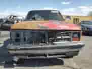 1987 Dodge Dakota z VIN 1B7GN14M2HS362897, wystawiony jako Copart lot #57639085 z przebiegiem Nie podano mil oraz Szkoda całkowita • Salvage title. Historia ofert i sprzedaży dostępna na DreamBid. Obrazek 5.