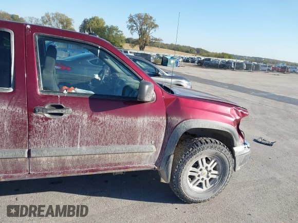 ✅ 2008 Chevrolet Colorado 2LT • VIN: 1GCDT13EX88104885 • Лот: 43383745. Опубликован ранее на IAAI с пробегом 178 342 миль. Бесплатный доступ к архиву аукционных продаж из США и подробный отчёт об истории автомобиля на DreamBid. Изображение 18.