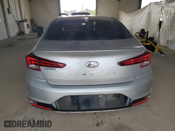 2020 Hyundai Elantra SEL z VIN 5NPD84LF7LH626864, wystawiony jako Copart lot #85779985 z przebiegiem 100 433 mil mil oraz Szkoda całkowita • Salvage title. Historia ofert i sprzedaży dostępna na DreamBid. Obrazek 6.