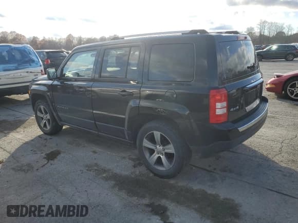 ✅ 2016 Jeep Patriot High Altitude • VIN: 1C4NJRFB6GD674625 • Lot: 91990235. Wystawiony na Copart z przebiegiem 90 426 mil. Bezpłatny archiwum sprzedaży aukcyjnych z USA i szczegółowy raport historii pojazdu na DreamBid. Zdjęcie 2.