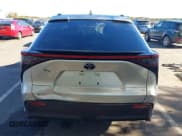 ✅ 2025 Toyota bZ4X XLE • VIN: JTMAAAAA2SA073110 • Лот: 43449806. Опубликован ранее на IAAI с пробегом 4 070 миль. Бесплатный доступ к архиву аукционных продаж из США и подробный отчёт об истории автомобиля на DreamBid. Изображение 16.