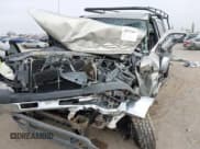 ✅ 2002 GMC Sierra 2500HD SLE • VIN: 1GTHC23G82F137203 • Lot: 43575426. Wystawiony na IAAI z przebiegiem 145 772 mil. Bezpłatny archiwum sprzedaży aukcyjnych z USA i szczegółowy raport historii pojazdu na DreamBid. Zdjęcie 6.