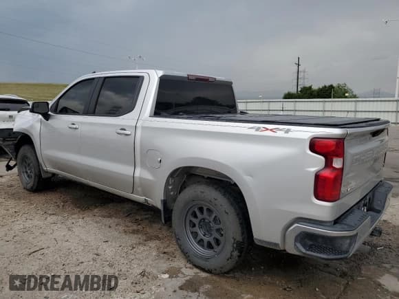 ✅ 2019 Chevrolet Silverado 1500 LT • VIN: 3GCPYDEK5KG191597 • Lot: 62131945. Wystawiony na Copart z przebiegiem 100 787 mil. Bezpłatny archiwum sprzedaży aukcyjnych z USA i szczegółowy raport historii pojazdu na DreamBid. Zdjęcie 2.