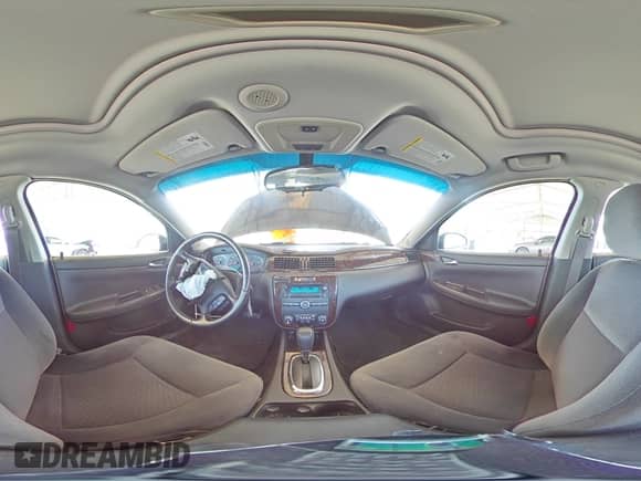 2014 Chevrolet Impala LT с VIN 2G1WB5E31E1178881, выставлен на аукционе Copart как лот 81913005 с пробегом 96 482 миль миль и Списание • Salvage title. История ставок и продаж доступна на DreamBid. Изображение 14.