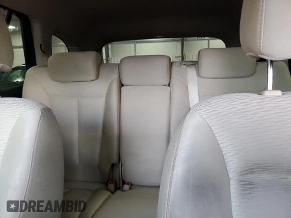 ✅ 2008 Hyundai Santa Fe GLS • VIN: 5NMSG13D98H157661 • Lot: 71610544. Listed on Copart with 225,068 mi. Free auction sales archive from the USA and detailed vehicle history report at DreamBid. Image 10.