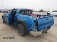 ✅ 2017 Toyota Tundra SR5 • VIN: 5TFEW5F13HX217577 • Лот: 41541971. Опубликован ранее на IAAI с пробегом 73 681 миль. Бесплатный доступ к архиву аукционных продаж из США и подробный отчёт об истории автомобиля на DreamBid. Изображение 3.