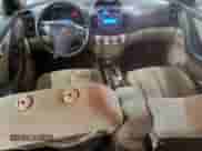 2010 Hyundai Elantra GLS z VIN KMHDU4AD0AU161338, wystawiony jako Copart lot #62489434 z przebiegiem 138 344 mil mil oraz Szkoda całkowita • Salvage title. Historia ofert i sprzedaży dostępna na DreamBid. Obrazek 8.