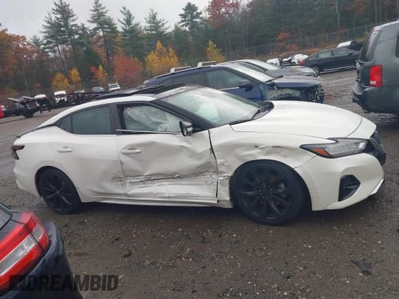 ✅ 2020 Nissan Maxima SR • VIN: 1N4AA6EV4LC378713 • Lot: 43491995. Listed on IAAI with 62,032 mi. Free auction sales archive from the USA and detailed vehicle history report at DreamBid. Image 13.