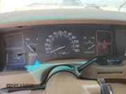 ✅ 1996 Buick Roadmaster Estate Collectors Edition • VIN: 1G4BR82P3TR415414 • Lot: 67954115. Wystawiony na Copart z przebiegiem 57 516 mil. Bezpłatny archiwum sprzedaży aukcyjnych z USA i szczegółowy raport historii pojazdu na DreamBid. Zdjęcie 9.
