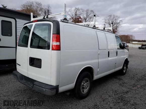 ✅ 2020 Chevrolet Express Cargo • VIN: 1GCWGAFP7L1257610 • Lot: 90265295. Listed on Copart with Not provided. Free auction sales archive from the USA and detailed vehicle history report at DreamBid. Image 3.