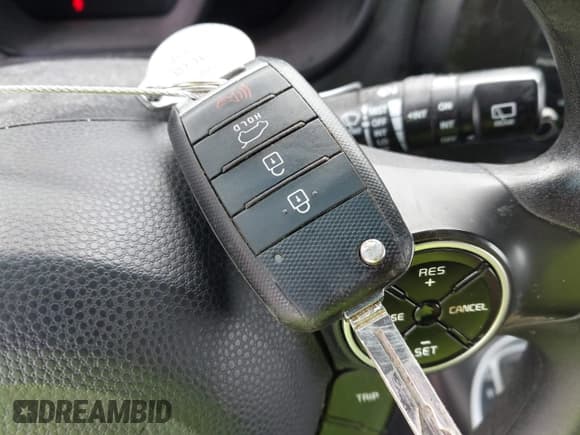 ✅ 2016 Kia Soul + • VIN: KNDJP3A50G7387825 • Лот: 43335400. Опубликован ранее на IAAI с пробегом 109 881 миль. Бесплатный доступ к архиву аукционных продаж из США и подробный отчёт об истории автомобиля на DreamBid. Изображение 11.