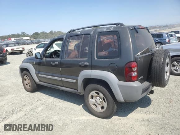 ✅ 2006 Jeep Liberty Sport • VIN: 1J4GL48K96W105185 • Lot: 70727435. Listed on Copart with 155,530 mi. Free auction sales archive from the USA and detailed vehicle history report at DreamBid. Image 2.
